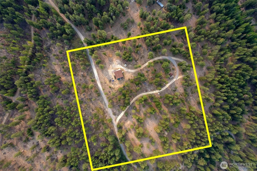 56 Ruby Two Moons Road Tonasket, WA 98855