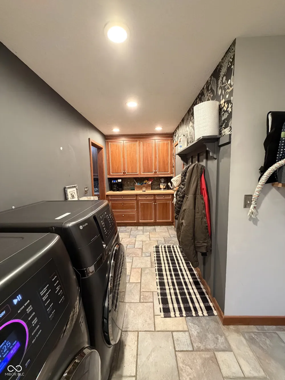 825 W Krislynn Woods Avenue West Terre Haute, IN 47885