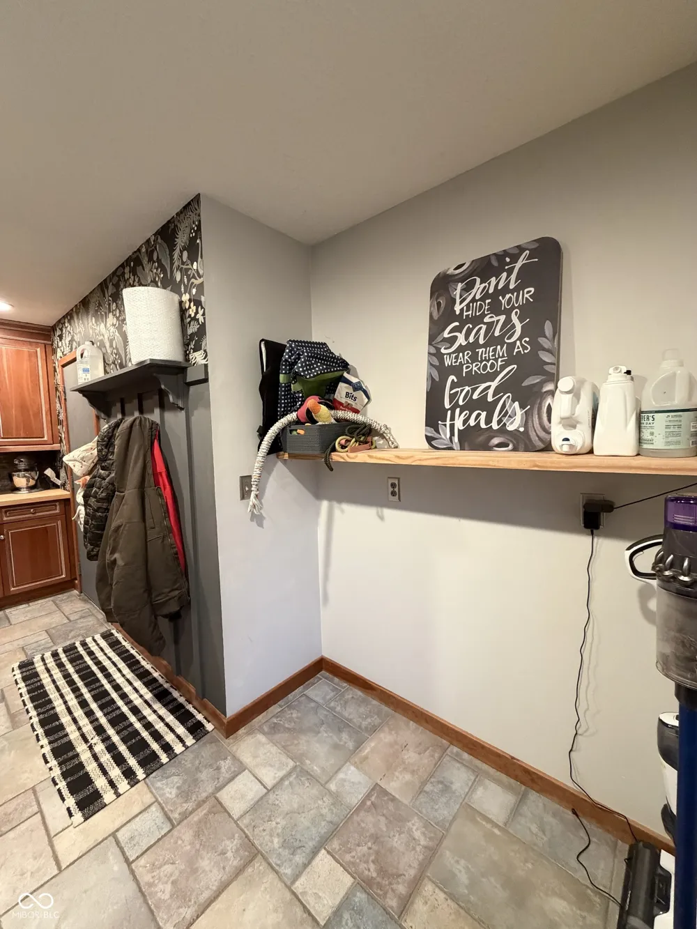 825 W Krislynn Woods Avenue West Terre Haute, IN 47885