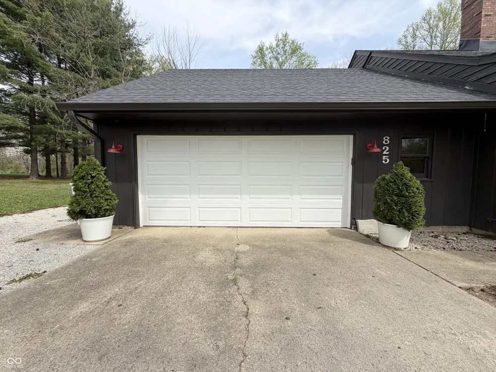 825 W Krislynn Woods Avenue West Terre Haute, IN 47885