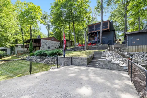 6420 Oriole Drive