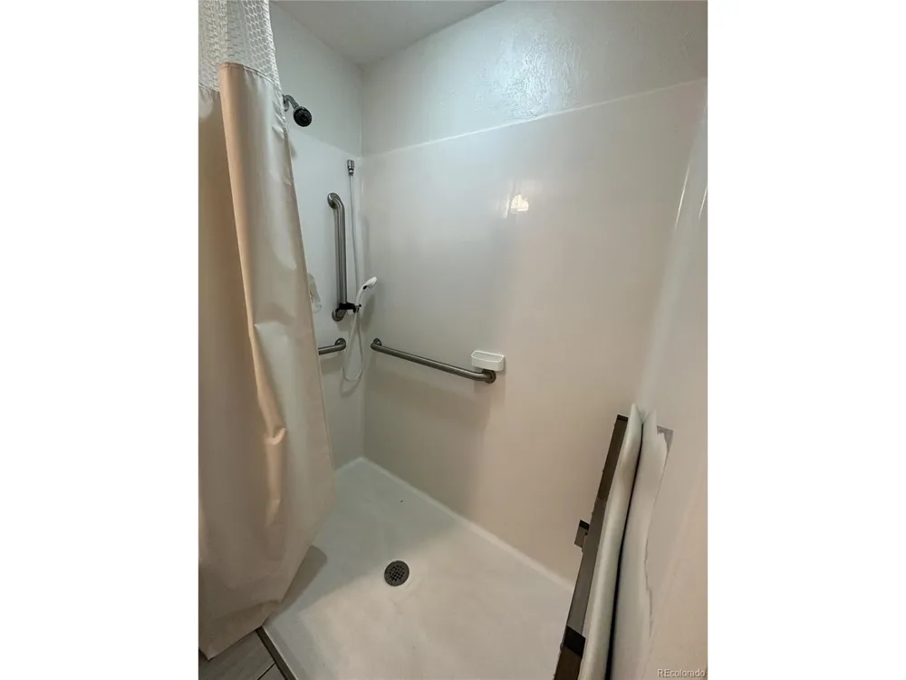 5879 Blue Spruce Avenue Alamosa, CO 81101
