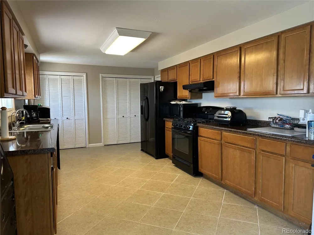 5879 Blue Spruce Avenue Alamosa, CO 81101