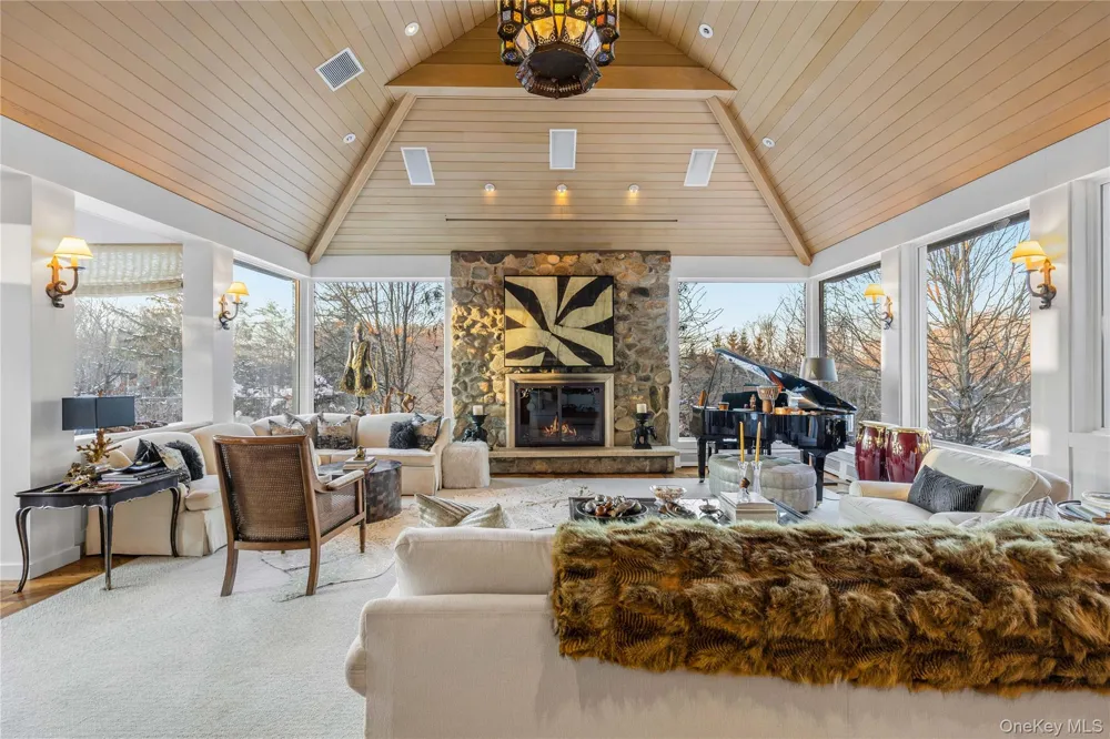 150 Old Farm Road Chappaqua, NY 10514