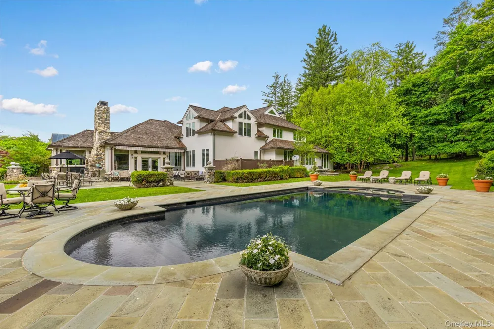 150 Old Farm Road Chappaqua, NY 10514