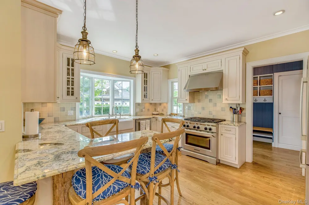 590 Soundview Av Ext Southold, NY 11971