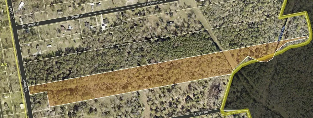 La Due Lane Crosby, TX 77532