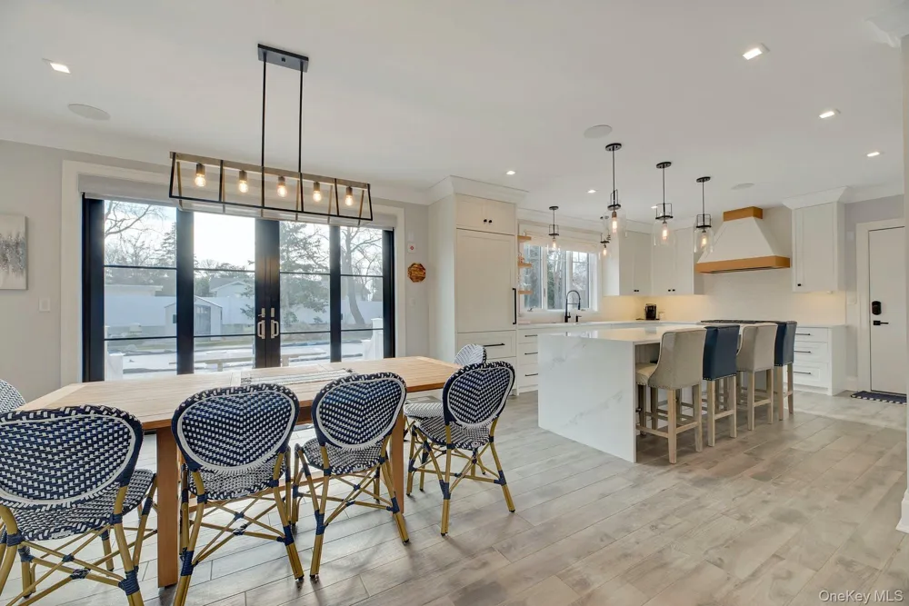165 Marine Place Greenport, NY 11944