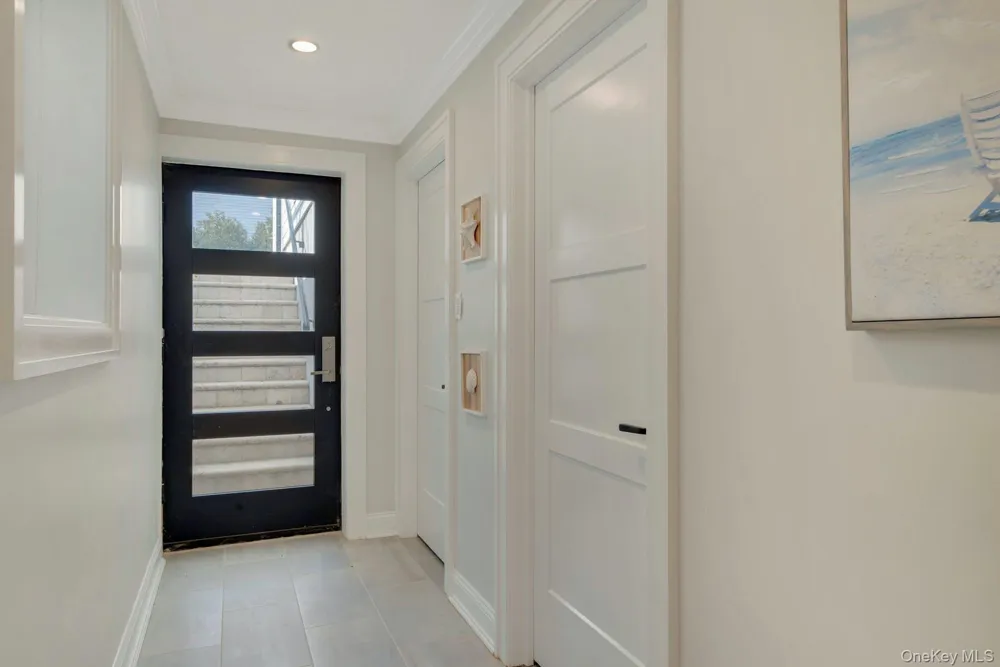 165 Marine Place Greenport, NY 11944
