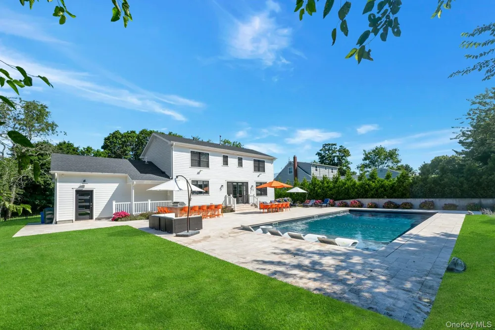 165 Marine Place Greenport, NY 11944