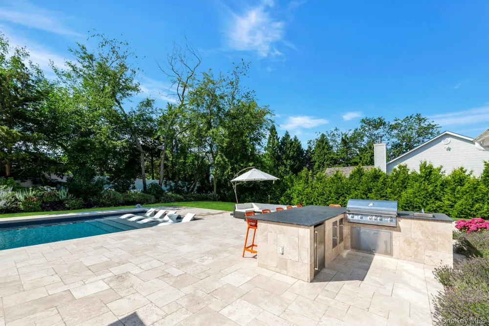 165 Marine Place Greenport, NY 11944
