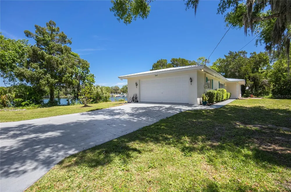 3861 RINGDOVE POINT Crystal River, FL 34428