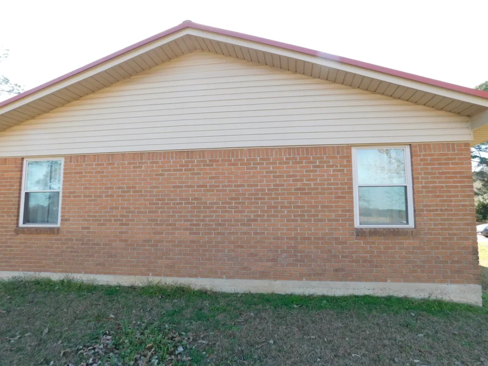 214 Springhill Airport Loop Springhill, LA 71075
