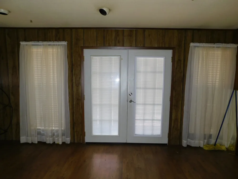 214 Springhill Airport Loop Springhill, LA 71075