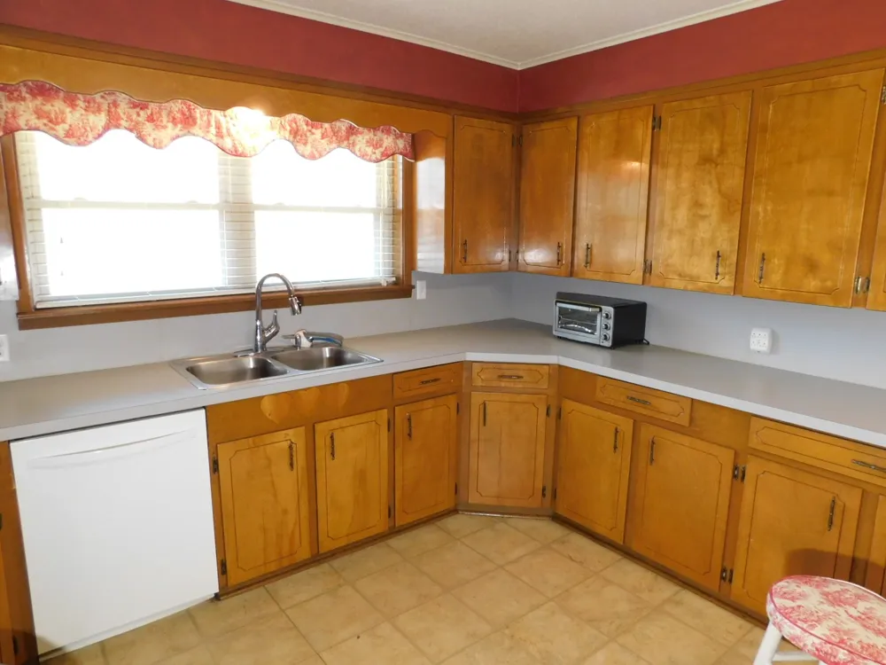 214 Springhill Airport Loop Springhill, LA 71075