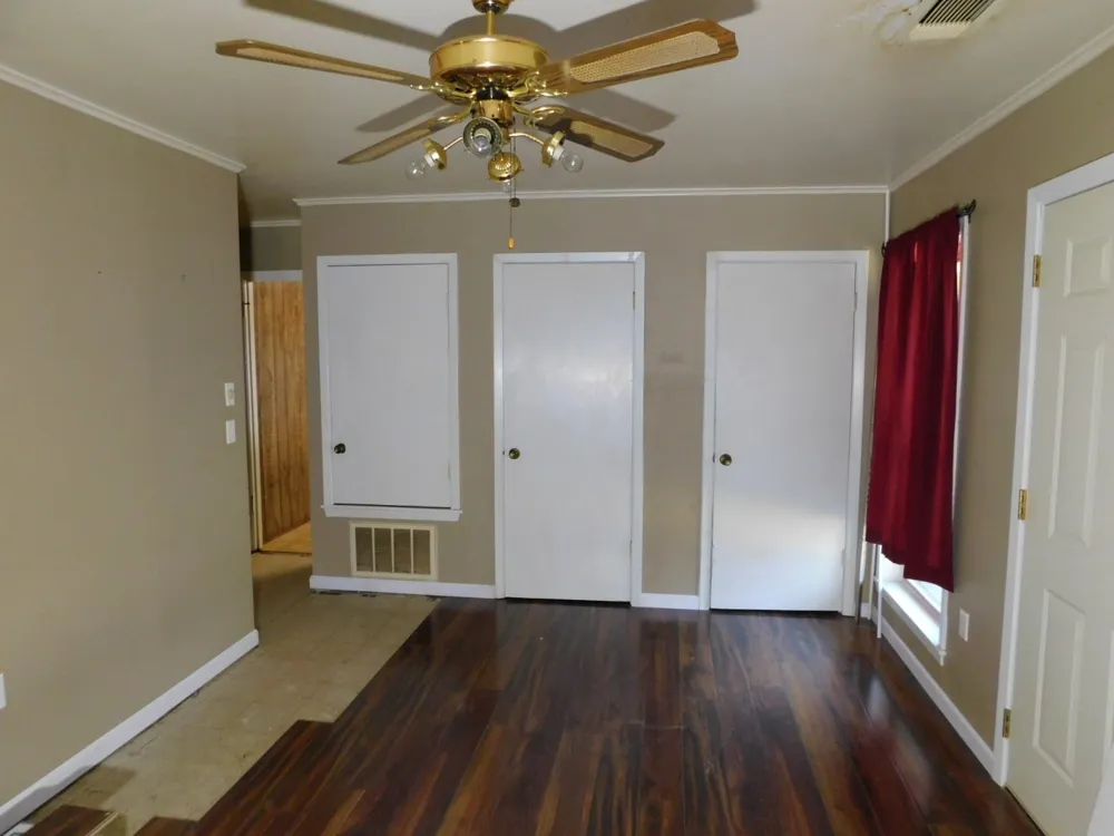 214 Springhill Airport Loop Springhill, LA 71075