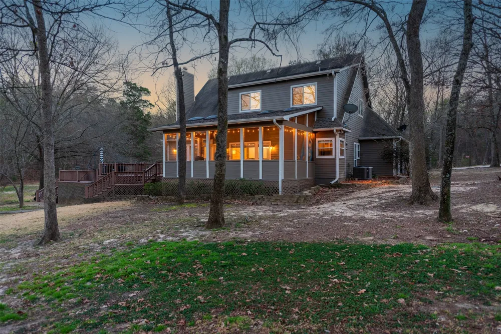 233 E El Dorado Drive Scroggins, TX 75480