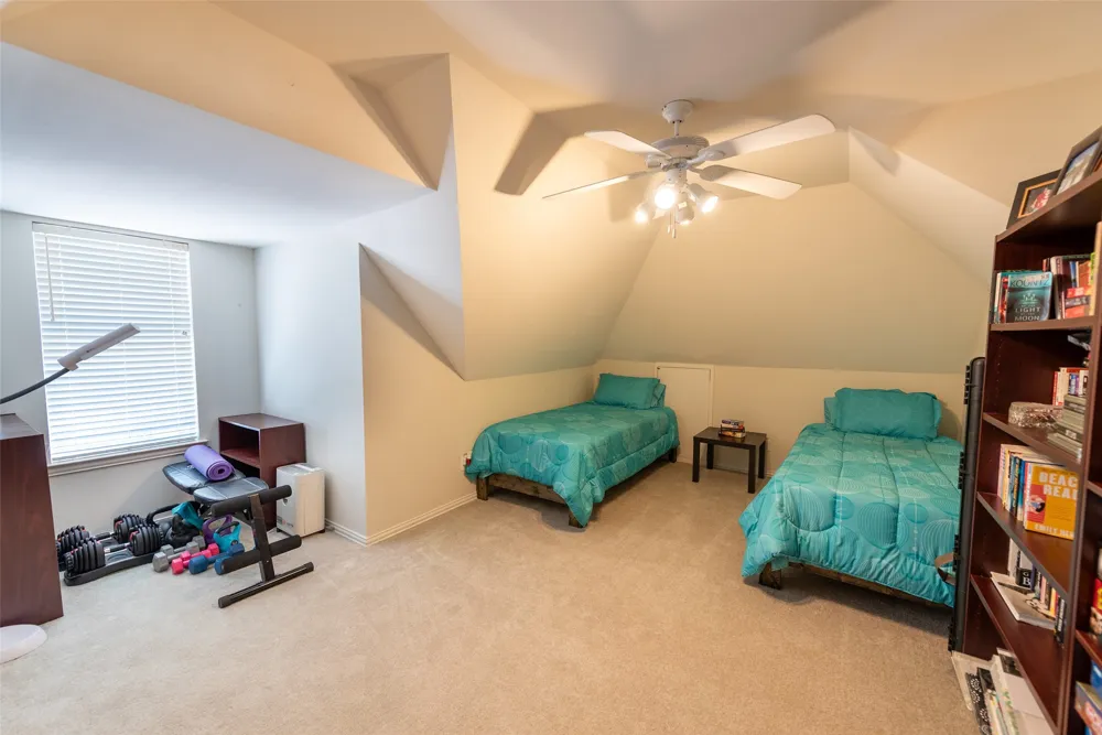 233 E El Dorado Drive Scroggins, TX 75480