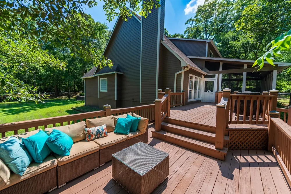 233 E El Dorado Drive Scroggins, TX 75480