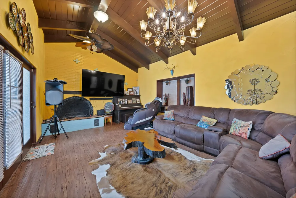 8445 S Fm 730 Boyd, TX 76023