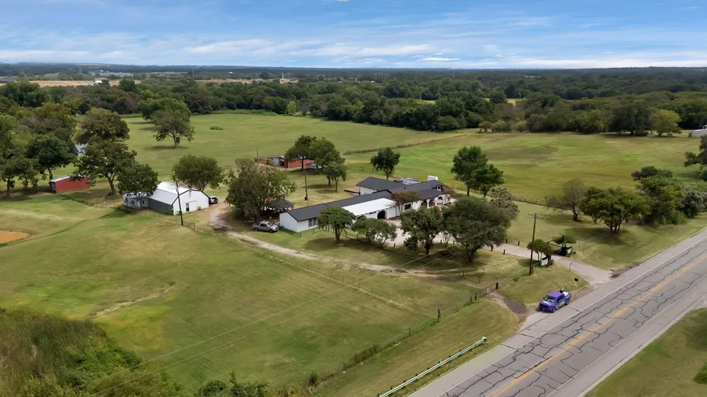 8445 S Fm 730 Boyd, TX 76023
