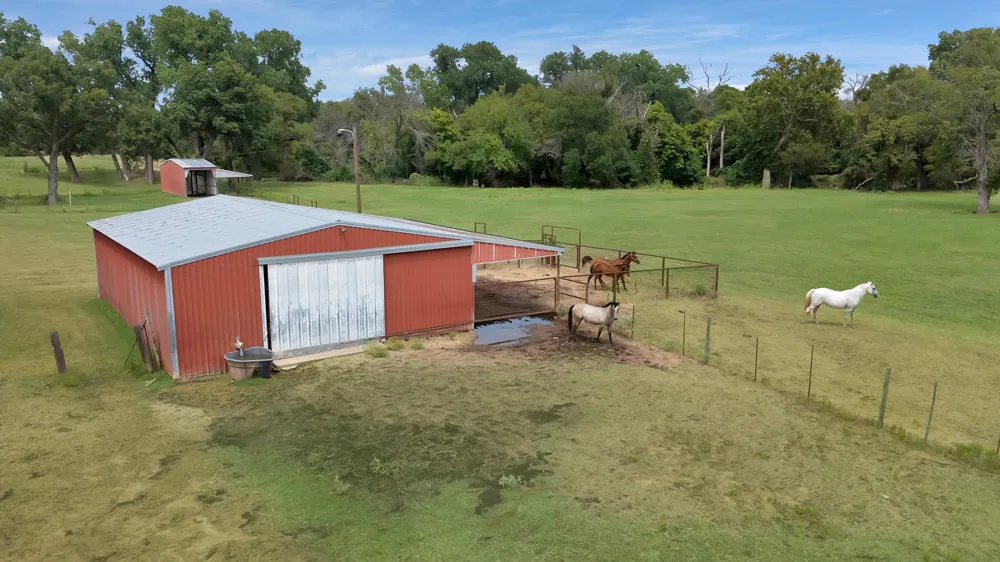 8445 S Fm 730 Boyd, TX 76023
