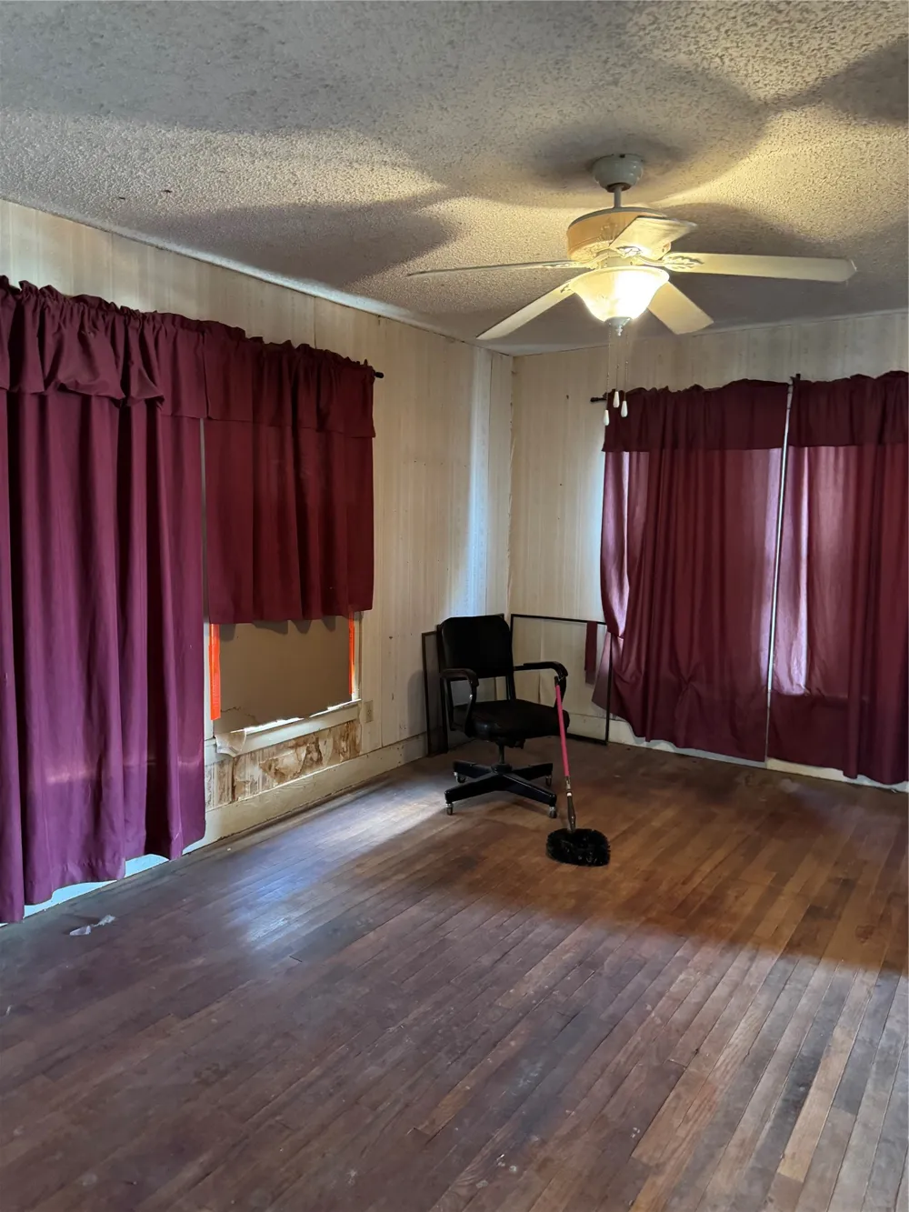 698 E Goeth Street Lueders, TX 79533