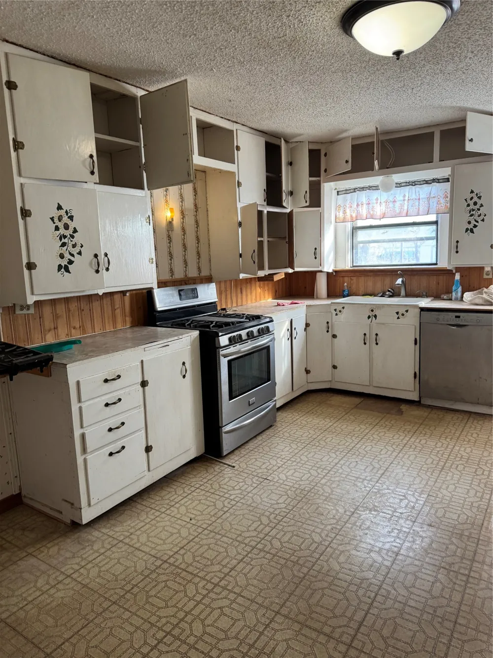 698 E Goeth Street Lueders, TX 79533