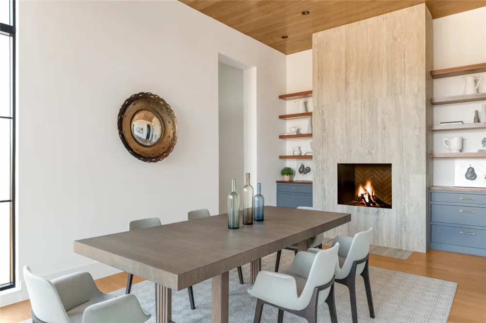 10010 Strait Lane Dallas, TX 75229