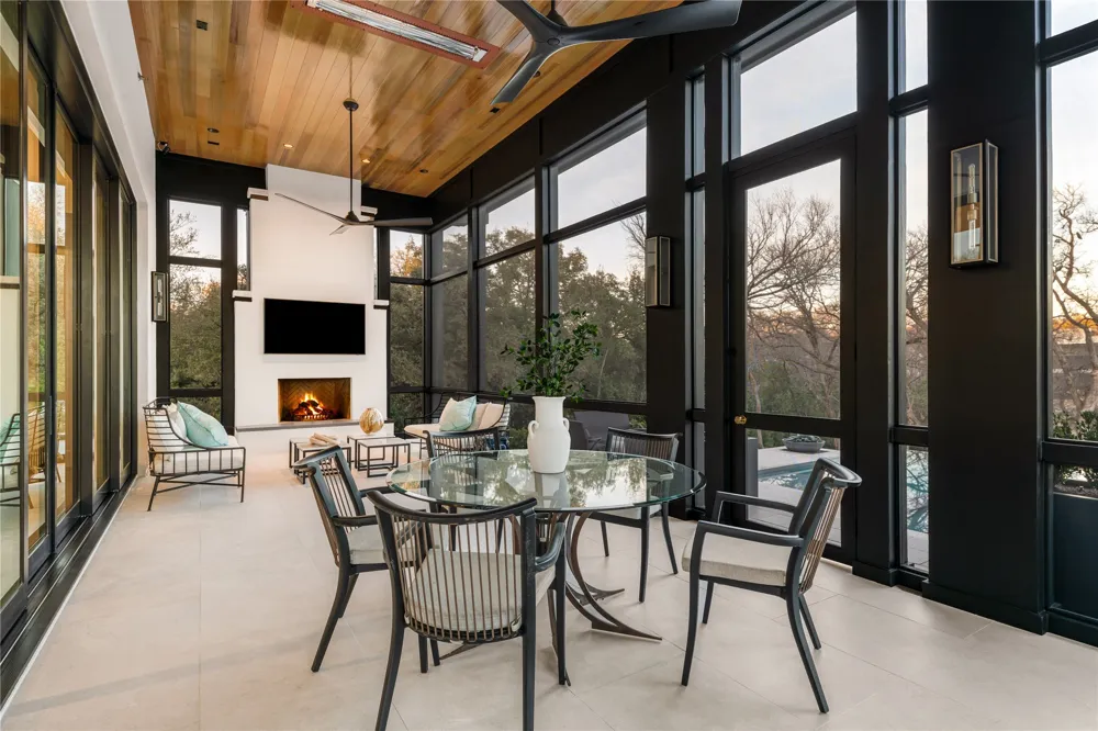 10010 Strait Lane Dallas, TX 75229