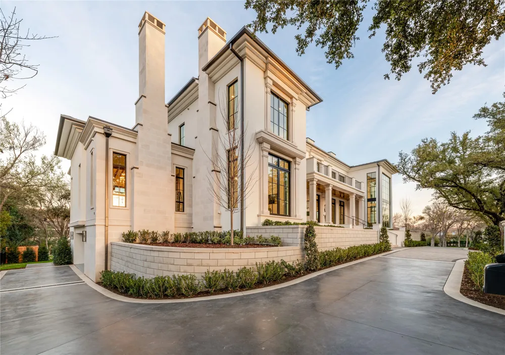 10010 Strait Lane Dallas, TX 75229