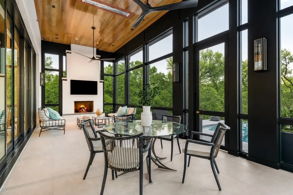 10010 Strait Lane Dallas, TX 75229