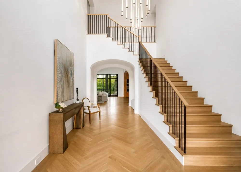 10010 Strait Lane Dallas, TX 75229