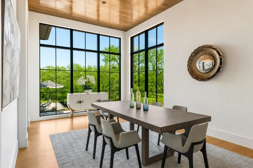 10010 Strait Lane Dallas, TX 75229