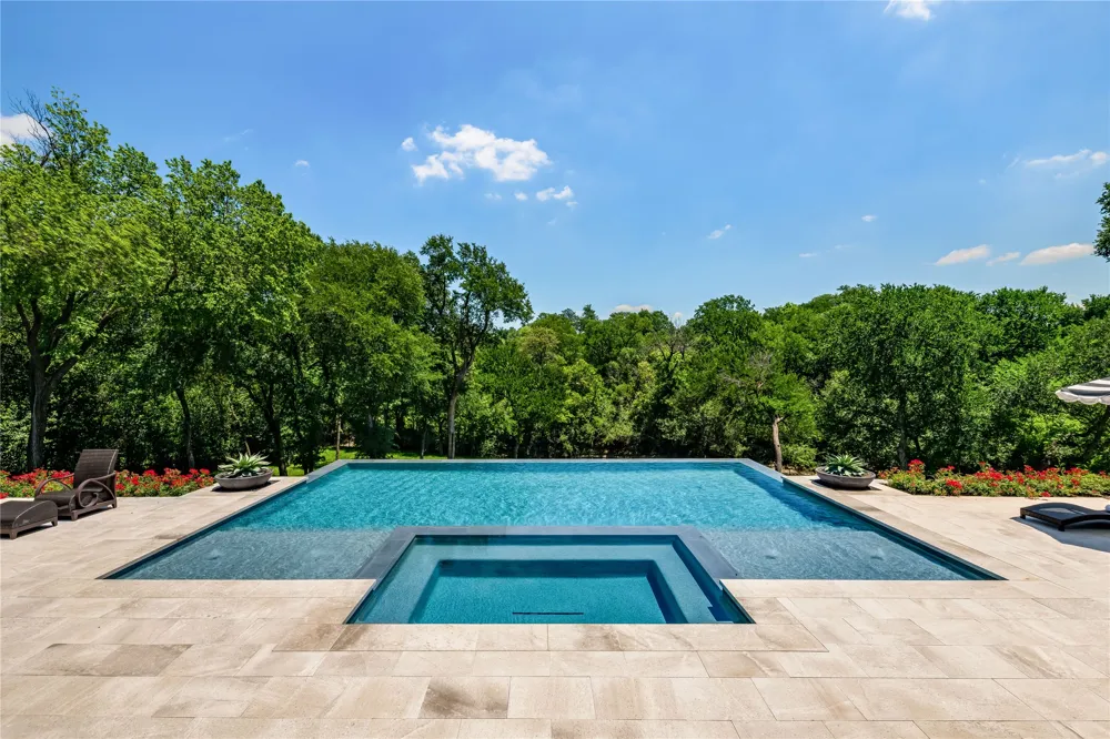 10010 Strait Lane Dallas, TX 75229