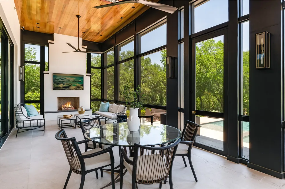 10010 Strait Lane Dallas, TX 75229