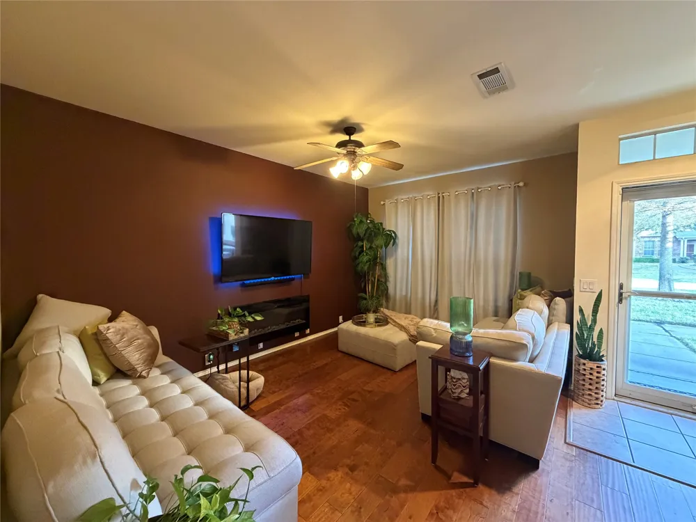 2742 Olympic Park Drive Grand Prairie, TX 75050