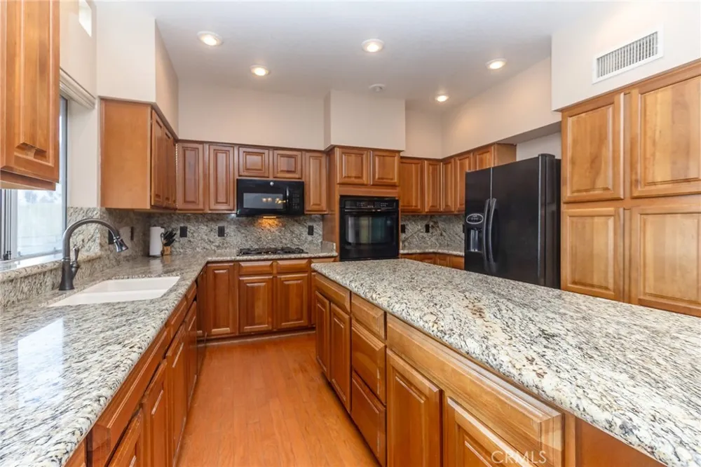 915 Beach Drive Needles, CA 92363