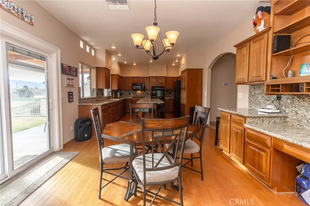 915 Beach Drive Needles, CA 92363