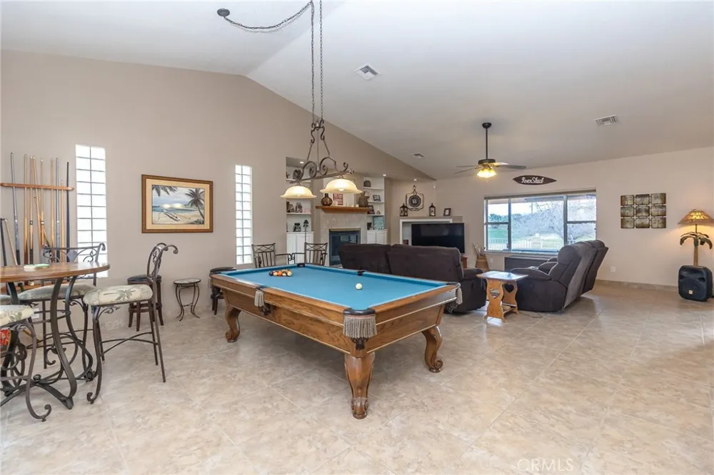 915 Beach Drive Needles, CA 92363