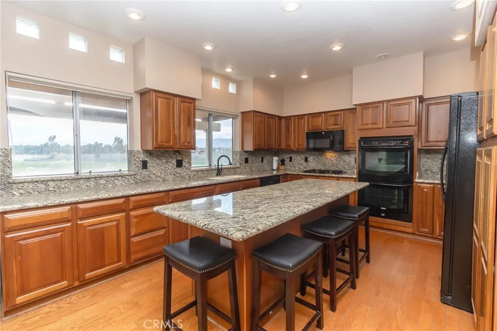 915 Beach Drive Needles, CA 92363