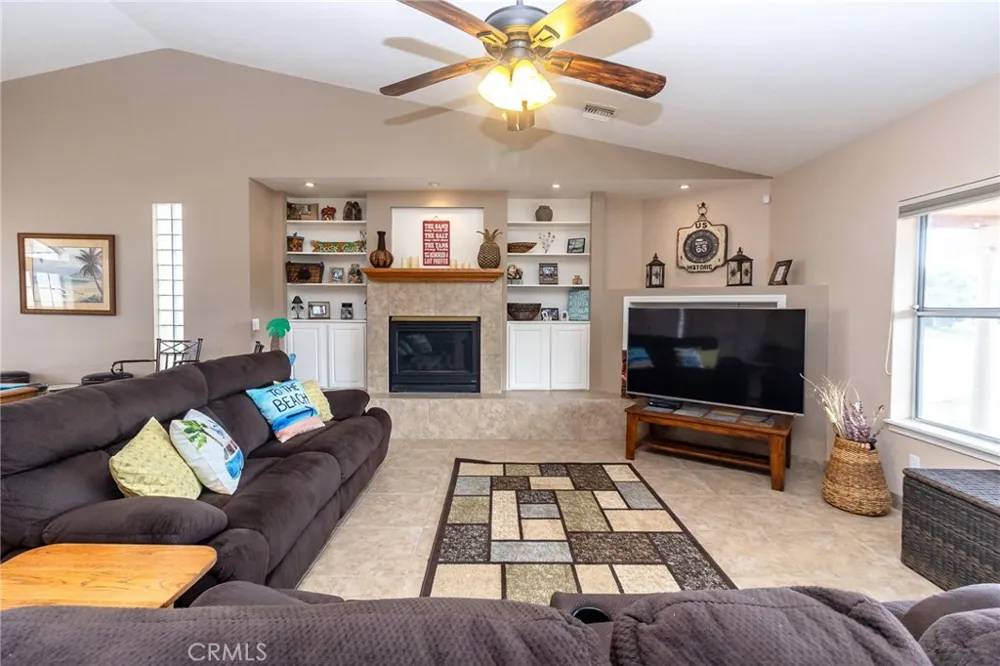 915 Beach Drive Needles, CA 92363