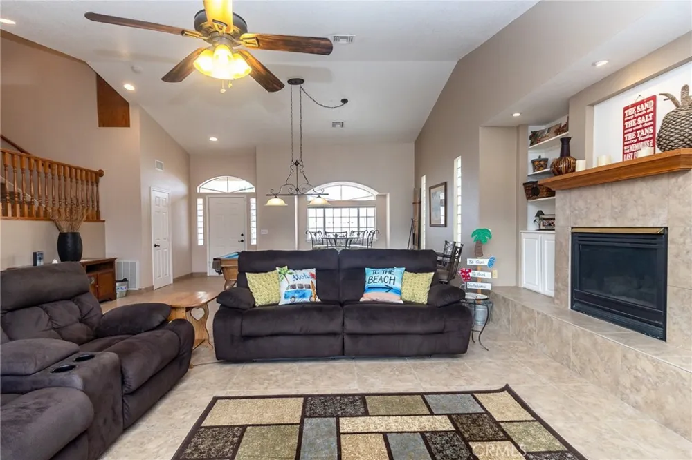 915 Beach Drive Needles, CA 92363