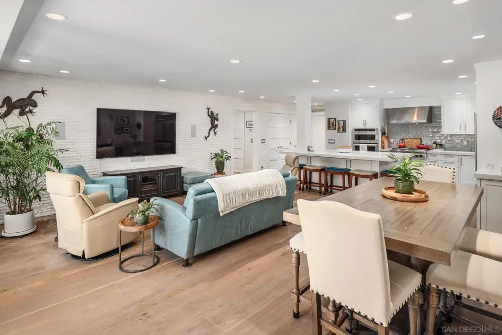 1155 Star Park Circle #1A Coronado, CA 92118
