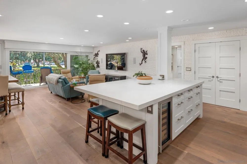1155 Star Park Circle #1A Coronado, CA 92118
