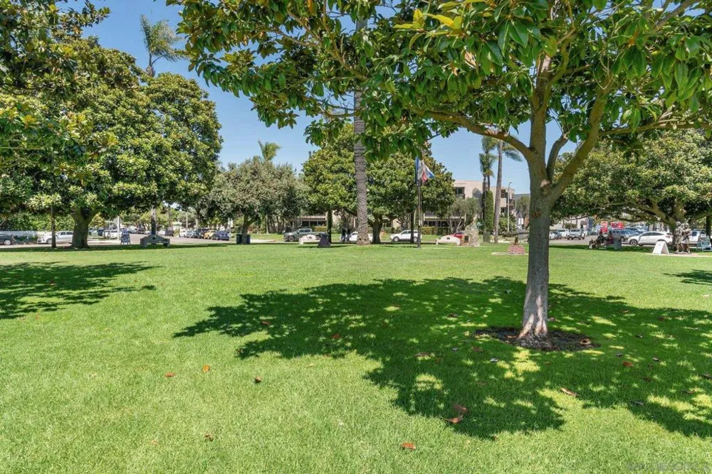 1155 Star Park Circle #1A Coronado, CA 92118