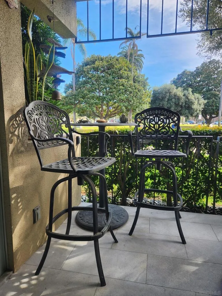 1155 Star Park Circle #1A Coronado, CA 92118