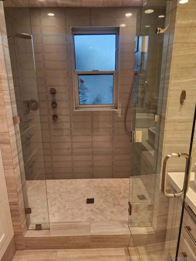 1155 Star Park Circle #1A Coronado, CA 92118