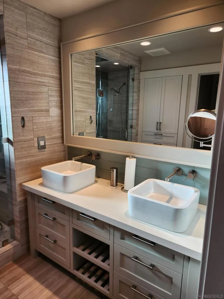 1155 Star Park Circle #1A Coronado, CA 92118