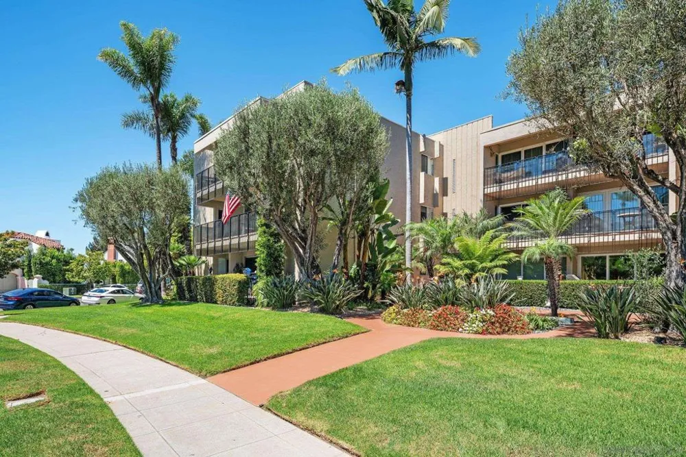 1155 Star Park Circle #1A Coronado, CA 92118